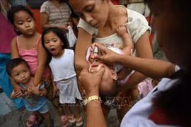 Alaban OMS y UNICEF esfuerzos de Filipinas por erradicar la epidemia de polio