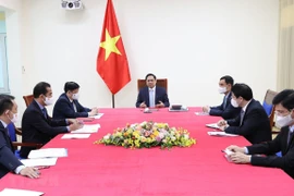 Vietnam y Francia acuerdan intercambiar experiencias antiepidémicas 
