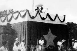 Efectúan coloquio sobre Presidente Ho Chi Minh con motivo de efemérides nacionales
