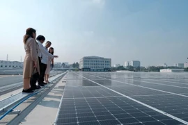 En servicio tejado solar en aeropuerto internacional de Tan Son Nhat