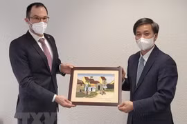 Vietnam y Suiza promueven cooperación en justicia