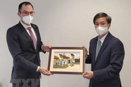 Vietnam y Suiza promueven cooperación en justicia