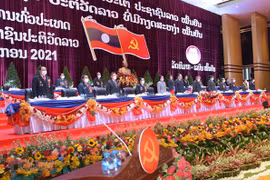 Dirigente de Vietnam felicita a Laos por el éxito del XI Congreso Nacional del PPRL