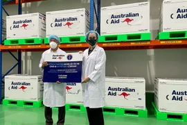 Recibe Vietnam 403 mil dosis de vacunas contra COVID-19 donadas por Australia