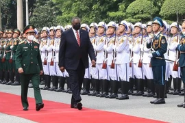 Secretario de Defensa de Estados Unidos realiza visita a Vietnam