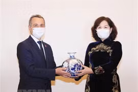 Celebran en Hanoi Día Nacional de Suiza y aniversario de los nexos diplomáticos con Vietnam 