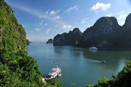 YouTubers extranjeros divulgan turismo de Vietnam