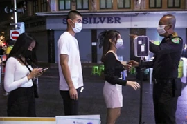 Tailandia consideran suspender permiso de entrada a británicos