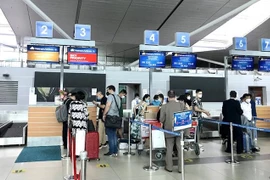 Lanzan servicio de facturación en línea en aeropuerto vietnamita de Phu Quoc