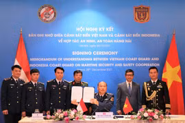 Guardias Costeras de Vietnam e Indonesia cooperan en seguridad marítima