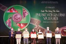 Reporteros de la VNA ganan premios en concurso de fotografía sobre mujeres