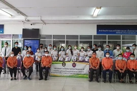 Estudiantes vietnamitas en Tailandia reciben apoyo de compatriotas 