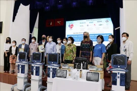 Cámara de Comercio de EE.UU. en Vietnam apoya prevención y control de COVID-19