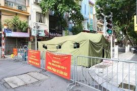 Suministran materiales para la lucha contra el COVID-19 en Ciudad Ho Chi Minh