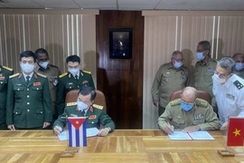 Vietnam y Cuba fortalecen cooperación en defensa