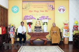 Felicitan a dignatarios y seguidores budistas vietnamitas en ocasión del Tet