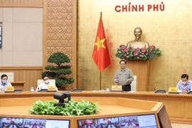Primer ministro vietnamita urge controlar con flexibilidad y eficiencia el COVID-19 