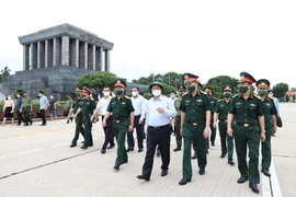 Primer ministro de Vietnam urge a una mejor preservación de Mausoleo de Ho Chi Minh 