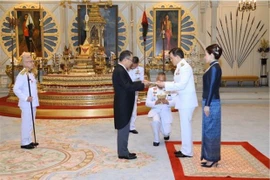 Rey de Tailandia confía en la consolidación de las relaciones con Vietnam