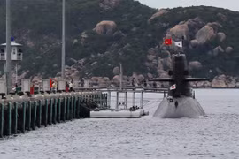 Buques de la fuerza de autodefensa marítima de Japón visitan puerto de Cam Ranh en Vietnam