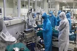 Más del 60 por ciento de pacientes del COVID-19 en Vietnam muestran síntomas leves