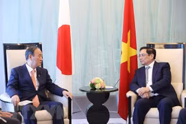 Primer ministro vietnamita recibe a ex jefe de gobierno japonés