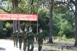 Ejército de Vietnam fortalece lucha antiepidémica frente al COVID-19