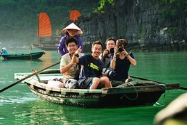 Respaldan a 13 mil guías turísticos de Vietnam afectados por el COVID-19