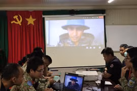 Hospitales de campaña vietnamita e indio cooperan en capacitación personal