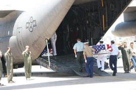 Repatrían restos de militar estadounidense desaparecido durante guerra en Vietnam