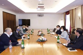 Partidos vietnamita y suizo impulsan la cooperación