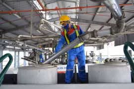 PetroVietnam se prepara para superar los impactos del COVID-19