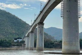 Proyecto ferroviario Laos-China espera brindar ganancias después de 23 años