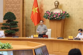 Primer ministro de Vietnam insta a cumplir seriamente medidas antipandémicas