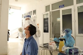 Vietnam continúa registrando alto número de casos del COVID-19 