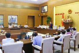 Priorizan la estrategia de vacunación contra el COVID-19 en Vietnam