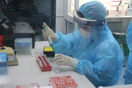 Vietnam reporta dos muertes por COVID-19 con enfermedades subyacentes graves