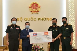 Ministerio de Defensa de Vietnam apoya a Laos en lucha contra el COVID-19
