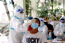 Vietnam registra más de cuatro mil casos nuevos del COVID-19