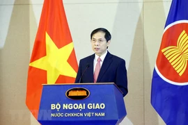 Celebran en Hanoi acto de saludo a bandera de ASEAN