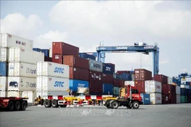 Experto prevé un crecimiento económico de Vietnam de 6,5% en 2024