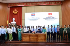 Localidades de Vietnam y Camboya esbozan plan para cooperación continua