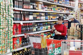 Venta minorista e ingreso por servicios de consumo aumenta 8,2% en primer trimestre