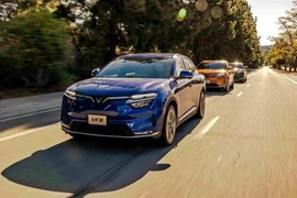 Mercado de vehículos eléctricos en Vietnam crecerá fuertemente en 2024 