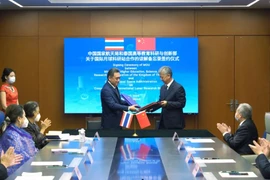 China y Tailandia forjan alianza para exploración lunar