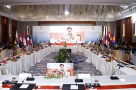 Vietnam asiste a 28ª Reunión de Ministros de Finanzas de la ASEAN 