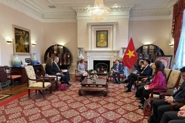 Viceprimer ministro de Vietnam se reúne con funcionarios y empresarios estadounidenses