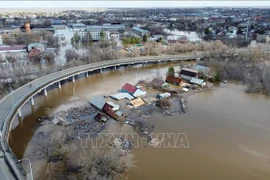 Canciller expresa condolencias a Rusia y Kazajstán por graves inundaciones
