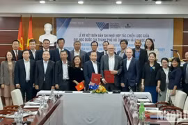 Robustecen universidades vietnamita y australiana cooperación en inteligencia artificial