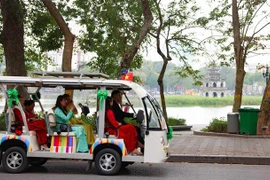 Inauguran ruta turística Hoan Kiem - Ciudadela Imperial Thang Long